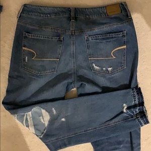 American Eagle Tomgirl Ripped Jeans